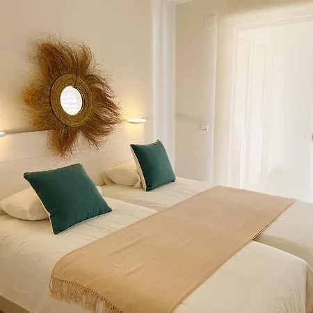 Apartment Modern New Apartment, Sea View And Private Parking *