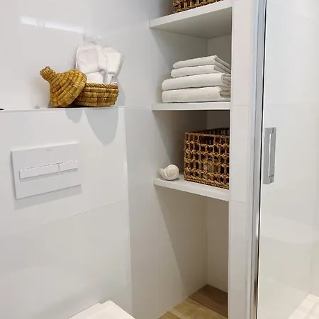 Apartment Modern New Apartment, Sea View And Private Parking *