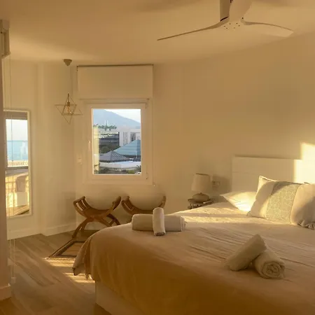 Modern New Apartment, Sea View And Private Parking Apartment